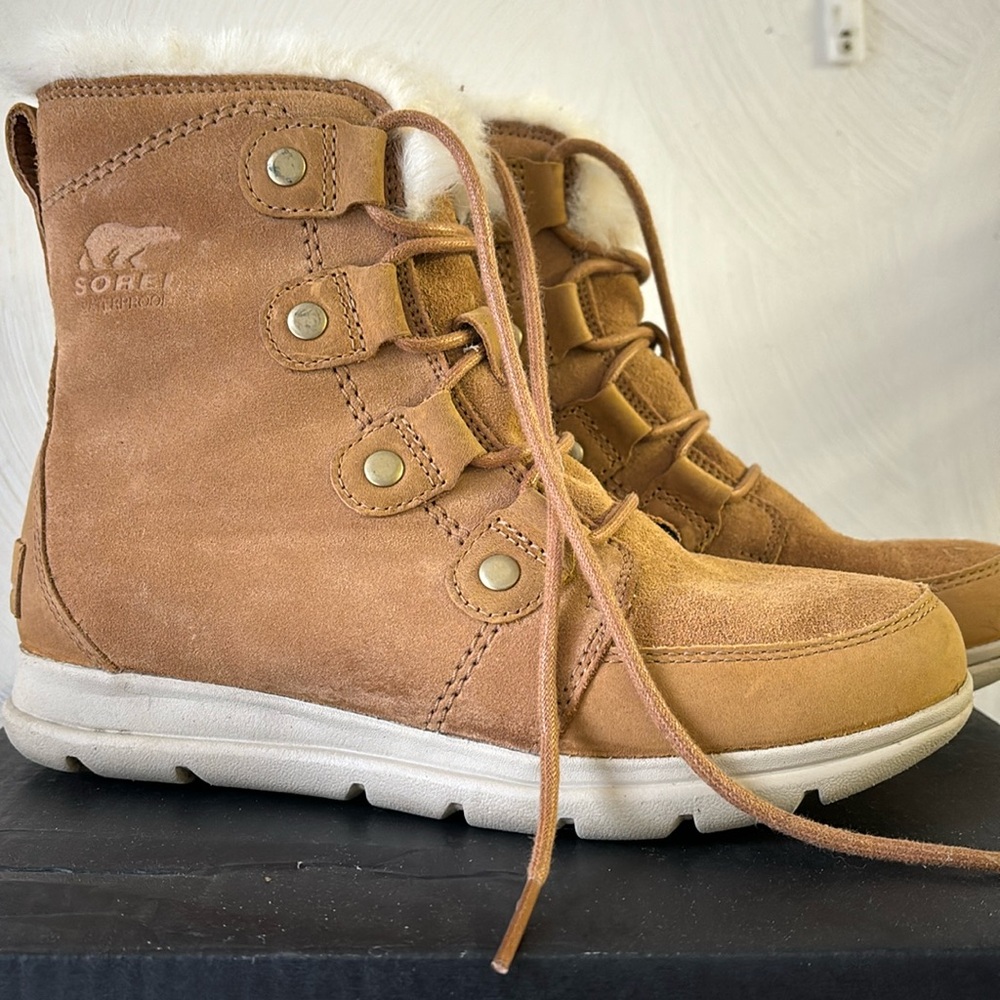 Sorel Explorer Joan waterproof boots